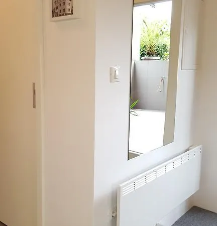 Atrium Flat In The Apartment *