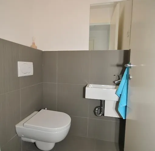 Atrium Flat In The *